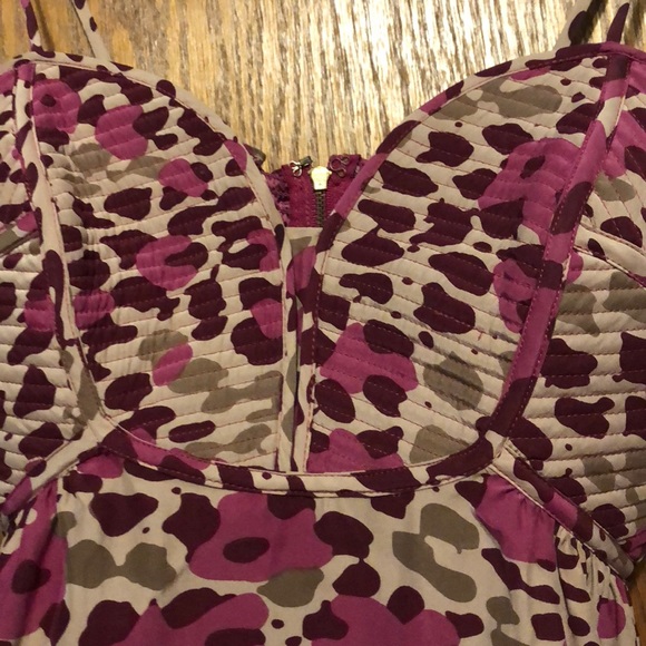 Parker Silk Print Dress Maroon and Tan Small - Picture 4 of 8